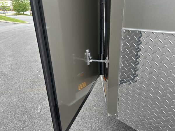 7' x 15' 3K Legend Flat Top V-Nose Enclosed Trailer 715FTV - Image 9