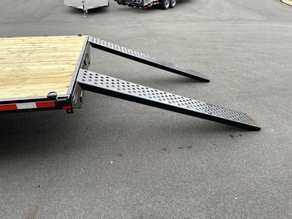 8.5' x 22' 15k Sure-Trac Standard Duty Flat Deck Gooseneck, Deckover Trailer ST10222SDDO-GN-150 - Image 16