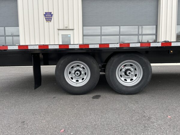 8.5' x 22' 15k Sure-Trac Standard Duty Flat Deck Gooseneck, Deckover Trailer ST10222SDDO-GN-150 - Image 11