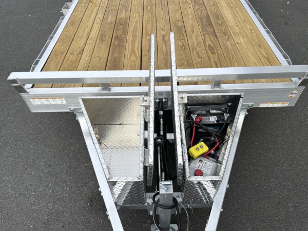 7' x 20' 10K Sure-Trac Alum Power Tilt Trailer STPAT8220-BP-100 - Image 9