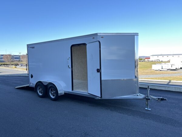 7' x 17' 7K Legend Flat Top V-Nose Enclosed Trailer - Image 9