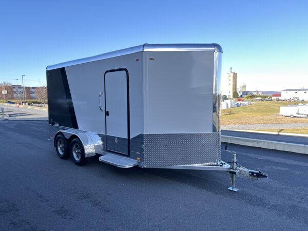 7' x 17' 7K Legend Deluxe V-Nose Enclosed Trailer