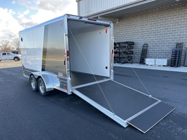 7' x 17' 7K Legend Deluxe V-Nose Enclosed Trailer - Image 16