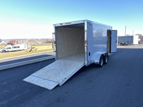 7' x 17' 7K Legend Flat Top V-Nose Enclosed Trailer - Image 11