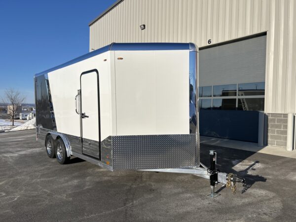 8' x 19' 7K Legend Deluxe V-Nose Enclosed Trailer