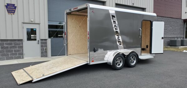 7' x 17' 7K Legend Deluxe V-Nose Enclosed Trailer - Image 10