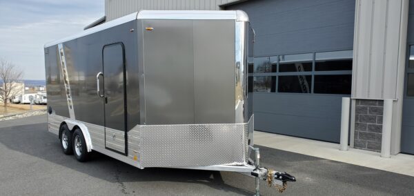 8' x 19' 7K Legend Deluxe V-Nose Enclosed Trailer