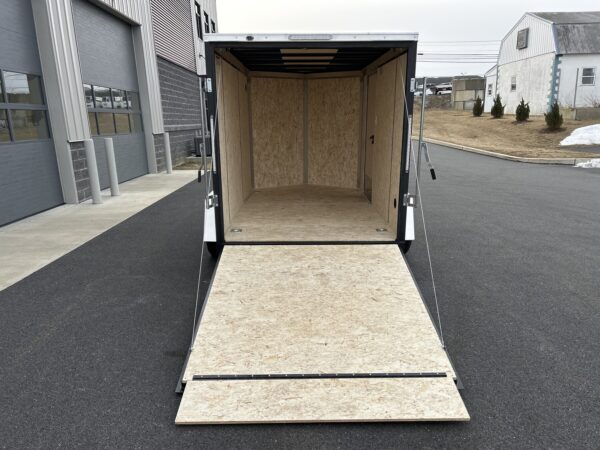 6'X10' 3K ITI Cargo Flat Top V-Nose Enclosed Trailer - Image 10