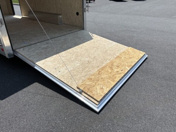 8' x 19' 7K Legend Flat Top V-Nose Enclosed Trailer - Image 18