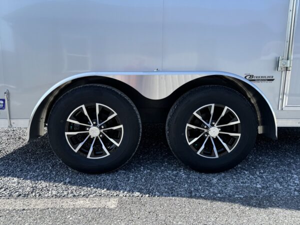 7' x 14' 7K Sure-Trac Pro Series Wedge Cargo Enclosed Trailer STW8414TA - Image 13