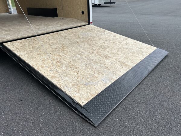 8.5' x 20' 14K Belmont Cargo Enclosed Trailer TM8520 - Image 16
