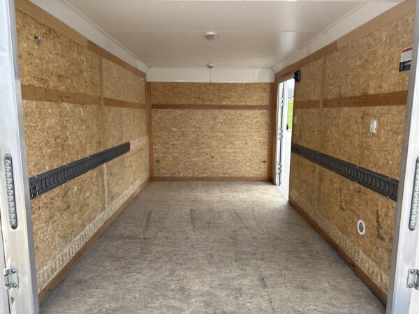 7x12 7K Used  Enclosed Trailer - Image 11