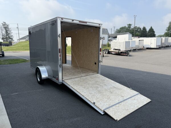 7' x 15'  3K Legend Flat Top V-Nose Enclosed Trailer - Image 13