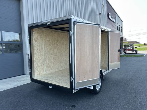 6'X10' 3K ITI Cargo Flat Top V-Nose Enclosed Trailer - Image 11