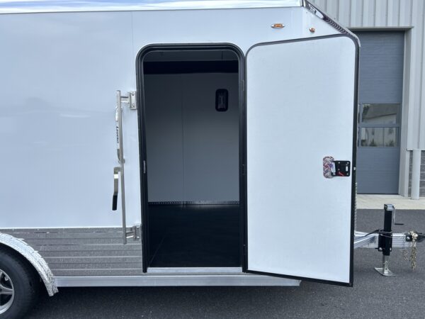 8' x 19' 7K Legend Deluxe V-Nose Enclosed Trailer - Image 12