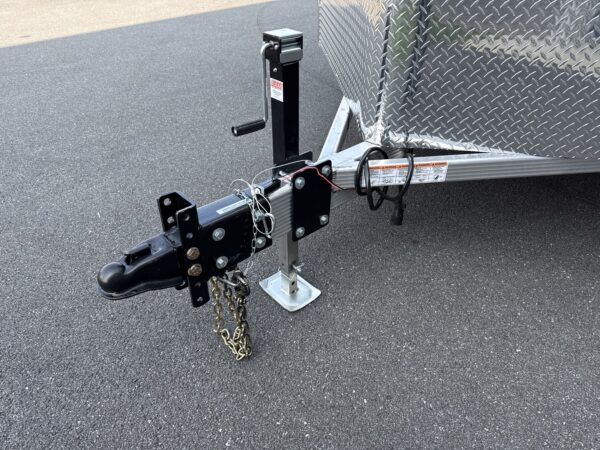 8' x 23' 10K Legend Flat Top V-Nose Enclosed Trailer - Image 7