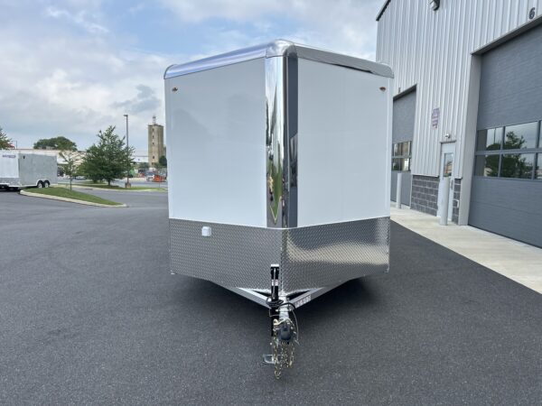 8' x 19' 7K Legend Deluxe V-Nose Enclosed Trailer - Image 7