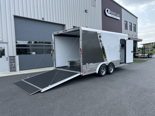8' x 19' 7K Legend Deluxe V-Nose Enclosed Trailer - Image 13