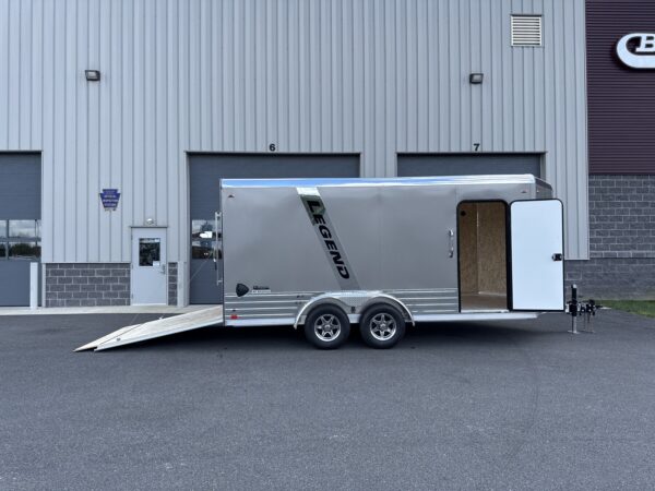 8' x 19' 10K Legend Deluxe V-Nose Enclosed Trailer - Image 12