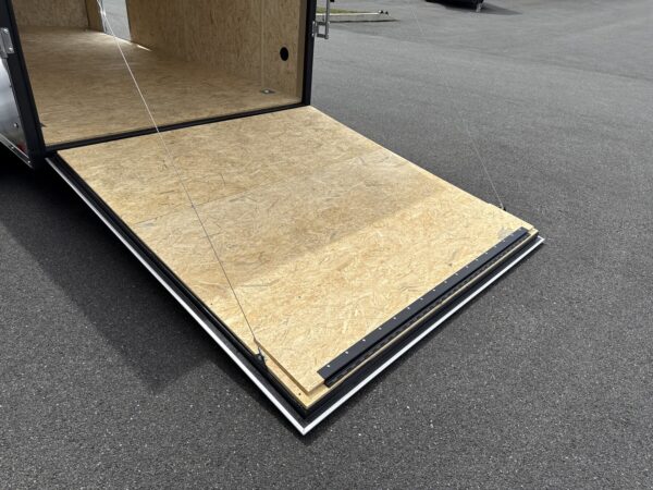 7'x14' 7K ITI Cargo Flat Top V-Nose Enclosed Trailer - Image 14