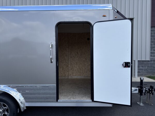 8' x 19' 10K Legend Deluxe V-Nose Enclosed Trailer - Image 11