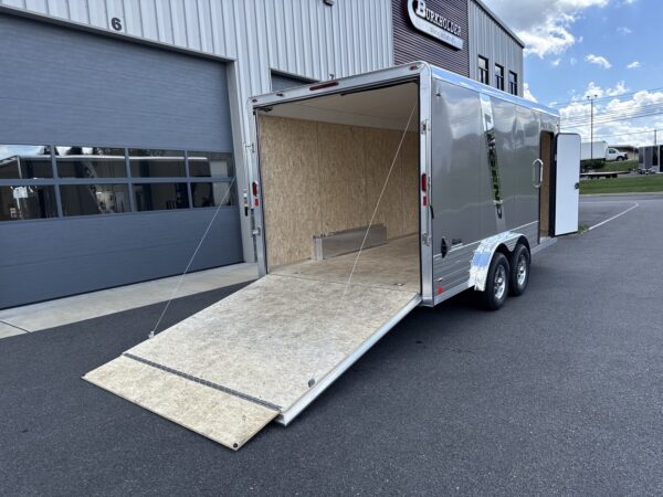 8' x 19' 10K Legend Deluxe V-Nose Enclosed Trailer - Image 13