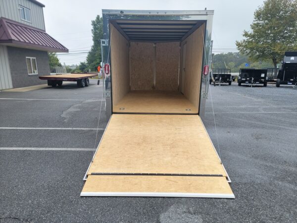 7' x 14' 7K Sure-Trac Pro Series Wedge Cargo Enclosed Trailer STW8414TA - Image 9