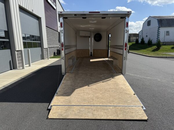 8.5' x 21' Aluminum Legend Used Trailermaster Enclosed Trailer - Image 11