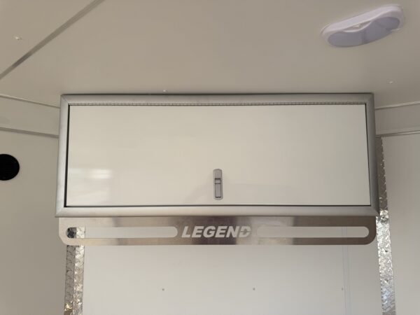 8.5' x 21' Aluminum Legend Used Trailermaster Enclosed Trailer - Image 19