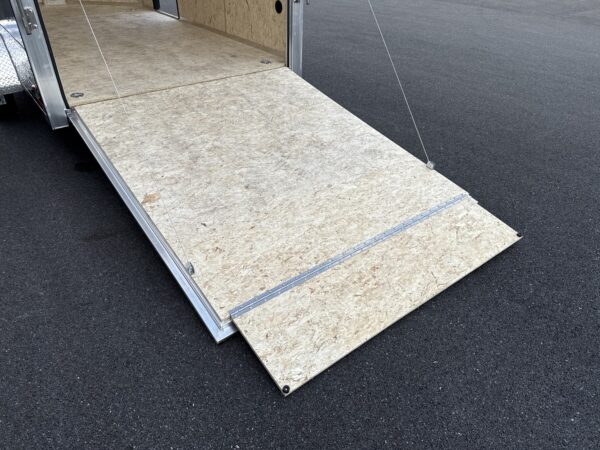 7' x 15' 3K Legend Deluxe V-Nose Enclosed Trailer - Image 16