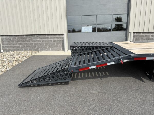 8.5' x 35' 24K Belmont  Gooseneck, Deckover Trailer GNX35-24K - Image 8