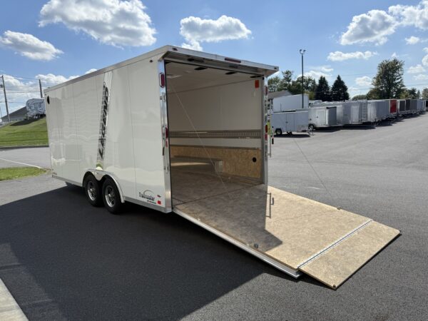 8.5' x 21' Aluminum Legend Used Trailermaster Enclosed Trailer - Image 12