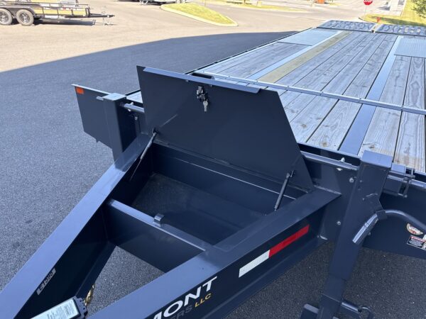 8.5' x 25' 24K Belmont  Deckover Trailer DO925-24K - Image 10