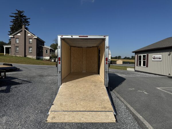 7' x 15'  3K Legend Flat Top V-Nose Enclosed Trailer - Image 11