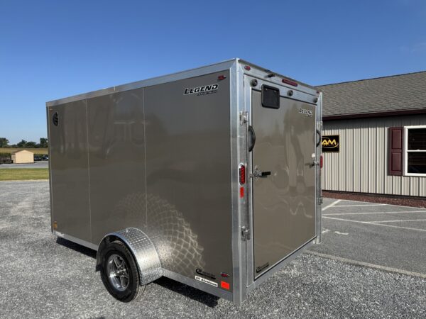 7' x 15'  3K Legend Flat Top V-Nose Enclosed Trailer - Image 5